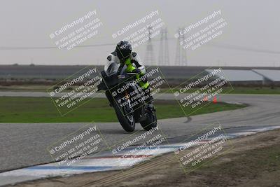 media/Nov-30-2025-TrackDaz (Sun) [[d8b22663df]]/A Group/Session 4 (Wheelie Bump)/